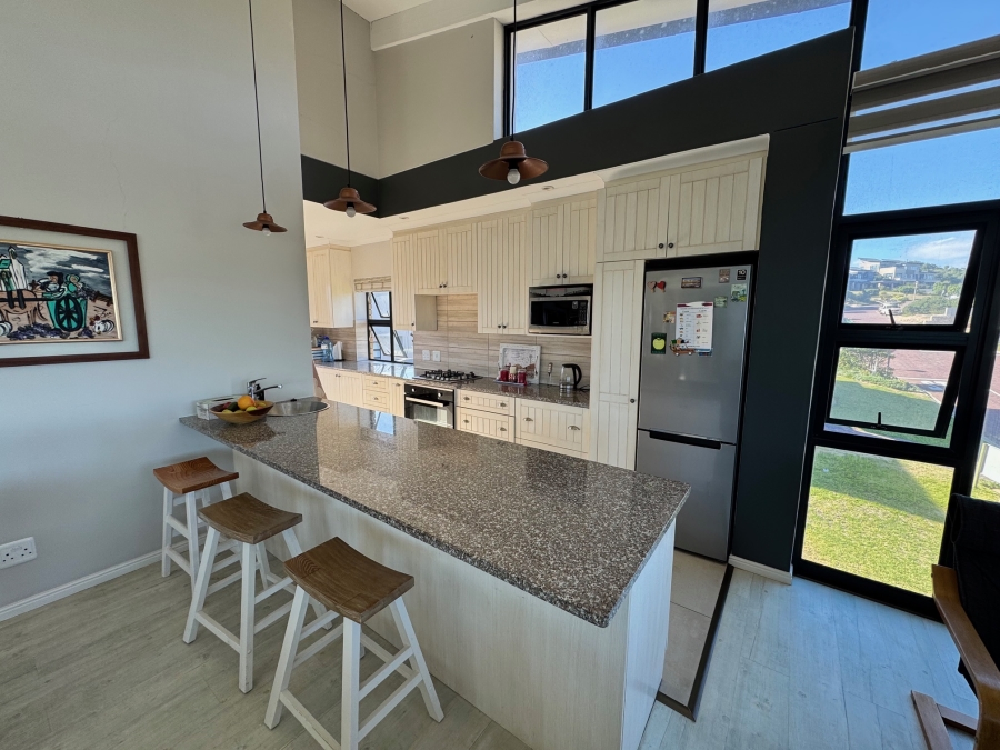 To Let 3 Bedroom Property for Rent in Stilbaai Oos Western Cape